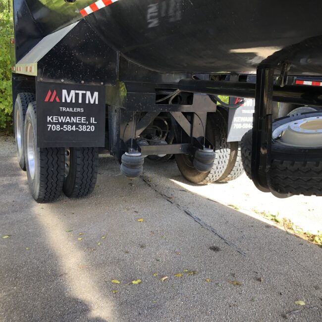 used mtm 40 foot round bottom trailer